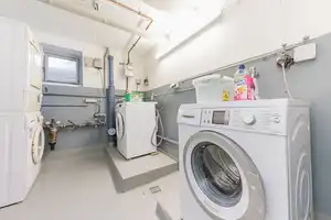 Drei-Familienhaus  mit  wunderschönem Grundstück und Garage in gut angebundener Lage von Gevelsberg! – Ennepe-Ruhr-Kreis – Vorschaubild 11