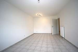 Spot on! Frisch renovierte Terrassenwohnung mit Tiefgaragenstellplatz – Die vollständige Adresse der Immobilie erhältst du vom Anbieter., 64291 Wixhausen, Darmstadt – Vorschaubild 3