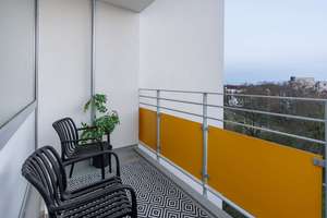 Bezugsfrei | energetisch sanierte 2-Zimmer-Wohnung mit Balkon & TG – Iltisstraße 150, 50825 Neuehrenfeld, Köln – Vorschaubild 2