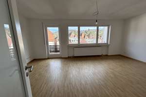 3-Zimmer-Wohnung mit 2 Balkonen in Stuttgart-Ost - 2024 umfassend saniert – Planckstraße 13, 70184 Gablenberg, Stuttgart – Vorschaubild 3