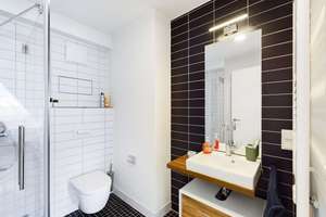 DIE ZIMMEREI | Möbliertes all-in Apartment ideal für Studierende & Berufseinsteigende | Bigger Bude – Resi-Huber-Platz 1, 81371 Sendlinger Feld, München – Vorschaubild 6