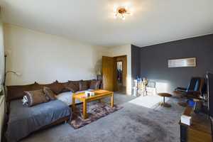 Großzügiger Bungalow mit Pool, Einliegerwohnung im UG, ausbaufähigem Dachboden & großem Garten! – Hannover (Kreis) – Vorschaubild 12
