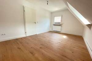 Helle 2,5 Zimmerwohnung in Stuttgart-Hedelfingen in ruhiger Lage mit Aussicht ins Grüne – Rohrackerstraße 134, 70329 Hedelfingen (Ortsteil), Stuttgart – Vorschaubild 8