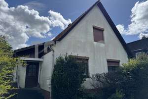 Sanierungsbedürftiges Einzelhaus in Hummelsbüttel, alsternah & ruhig gelegen – Die vollständige Adresse der Immobilie erhältst du vom Anbieter., 22339 Hummelsbüttel, Hamburg – Vorschaubild 3