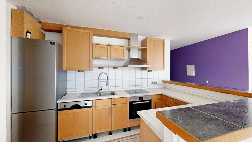 Immobilie in Altrip - Ihr neues Zuhause:Helle 3-Zimmer-Wohnung mit offener Küche und Wohnbereich mit Wintergartencharakter - Bild 3