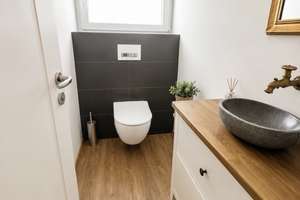 Hochwertige 4-Zimmer  Wohnung 118 m² mit Rundum-Licht,  2 Balkonen, Garage  in Stuttgart-Sillenbuch – Die vollständige Adresse der Immobilie erhältst du vom Anbieter., 70619 Sillenbuch (Ortsteil), Stuttgart – Vorschaubild 15