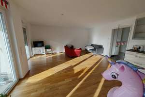 Moderne 3-ZKBB mit Parkett & EBK & TG-Platz mit Ladestation in Maintal-Bischofsheim – Die vollständige Adresse der Immobilie erhältst du vom Anbieter., 63477 Maintal – Vorschaubild 4