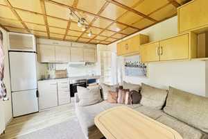 Property thumbnail 37