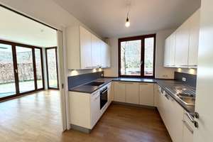 Haus im Haus: Moderne 3-5-Zi.-Maisonette-ETW mit Süd/West-Terrasse, Garten und TG-Stellplatz
 – Die vollständige Adresse der Immobilie erhältst du vom Anbieter., 22559 Rissen, Hamburg – Vorschaubild 5