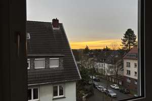Wohntraum: Frisch sanierte, helle Dachgeschosswohnung in Düsseldorf-Gerresheim – Sonnbornstraße 18, 40625 Gerresheim, Düsseldorf – Vorschaubild 2