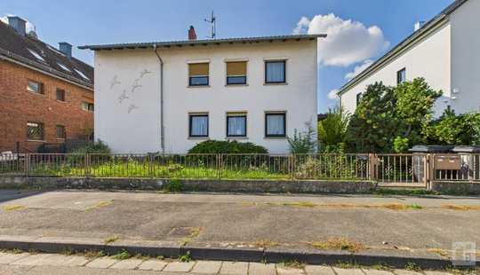 Bild von Mehrfamilienhaus mit Potenzial in Wiesbaden-Biebrich