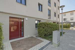 zeitlose Eleganz nahe der Isar - stilvolle 3 Zimmer Wohnung mit zwei Bädern – Die vollständige Adresse der Immobilie erhältst du vom Anbieter., 81925 Oberföhring, München – Vorschaubild 4