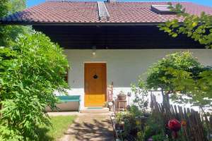 Schönes Einfamilienhaus mit sehr großem Garten – Die vollständige Adresse der Immobilie erhältst du vom Anbieter., 82237 Wörthsee – Vorschaubild 2