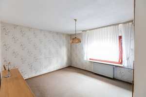 Großes Haus für die große Familie. Freistehendes  1-3-Familienhaus mit großem Garten und Garage – Groß-Gerau (Kreis) – Vorschaubild 8