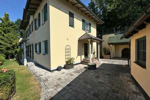 Exklusives Wohnerlebnis: Charmante Villa in begehrter Lage von Landshut – Die vollständige Adresse der Immobilie erhältst du vom Anbieter., 84028 Peter und Paul, Landshut – Vorschaubild 4