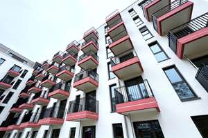 Traumhafte möblierte Wohnung mit Balkon direkt zum ruhigen Innenhof mit EBK und Abstellkammer!!!! – Moissistraße 31, 12489 Adlershof, Berlin – Vorschaubild 12