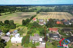 NEUER PREIS! Großzügige Immobilie mit vielen Möglichkeiten im beliebten Ort Wisch an der Ostsee – Die vollständige Adresse der Immobilie erhältst du vom Anbieter., 24217 Wisch – Vorschaubild 1