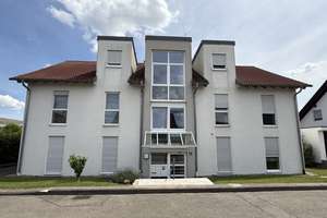 Dachgeschoßwohnung mit Südbalkon in kleiner Wohneinheit von Erbach-Ersingen