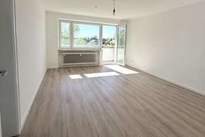 Lichtdurchflutete 2-Zimmer-Wohnung mit großem Südost-Balkon & freiem Blick – Wasserburger Landstraße 211, 81827 Waldtrudering, München – Vorschaubild 5