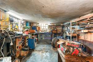 Property thumbnail 12