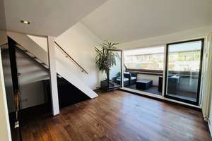 Maisonette mit Balkon und Domblick im Eigelstein (provisionsfrei) – Die vollständige Adresse der Immobilie erhältst du vom Anbieter., 50668 Altstadt/Nord, Köln – Vorschaubild 2