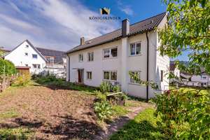 Vater,Mutter,Kind - gern auch mit Oma und Opa
Grosses Haus mit modernisiertem Dach und Ausbaureserv – Die vollständige Adresse der Immobilie erhältst du vom Anbieter., 73630 Remshalden – Vorschaubild 3