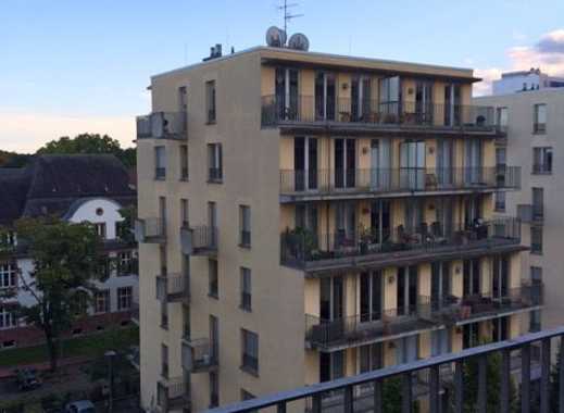 Von privat - 1,5 Zimmer Apartment direkt am Main in sehr zentraler Lage