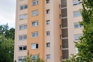 Alltagstaugliche 3-Zimmer-Wohnung in Frankfurt am Main – 65931 Zeilsheim, Frankfurt am Main – Vorschaubild 2