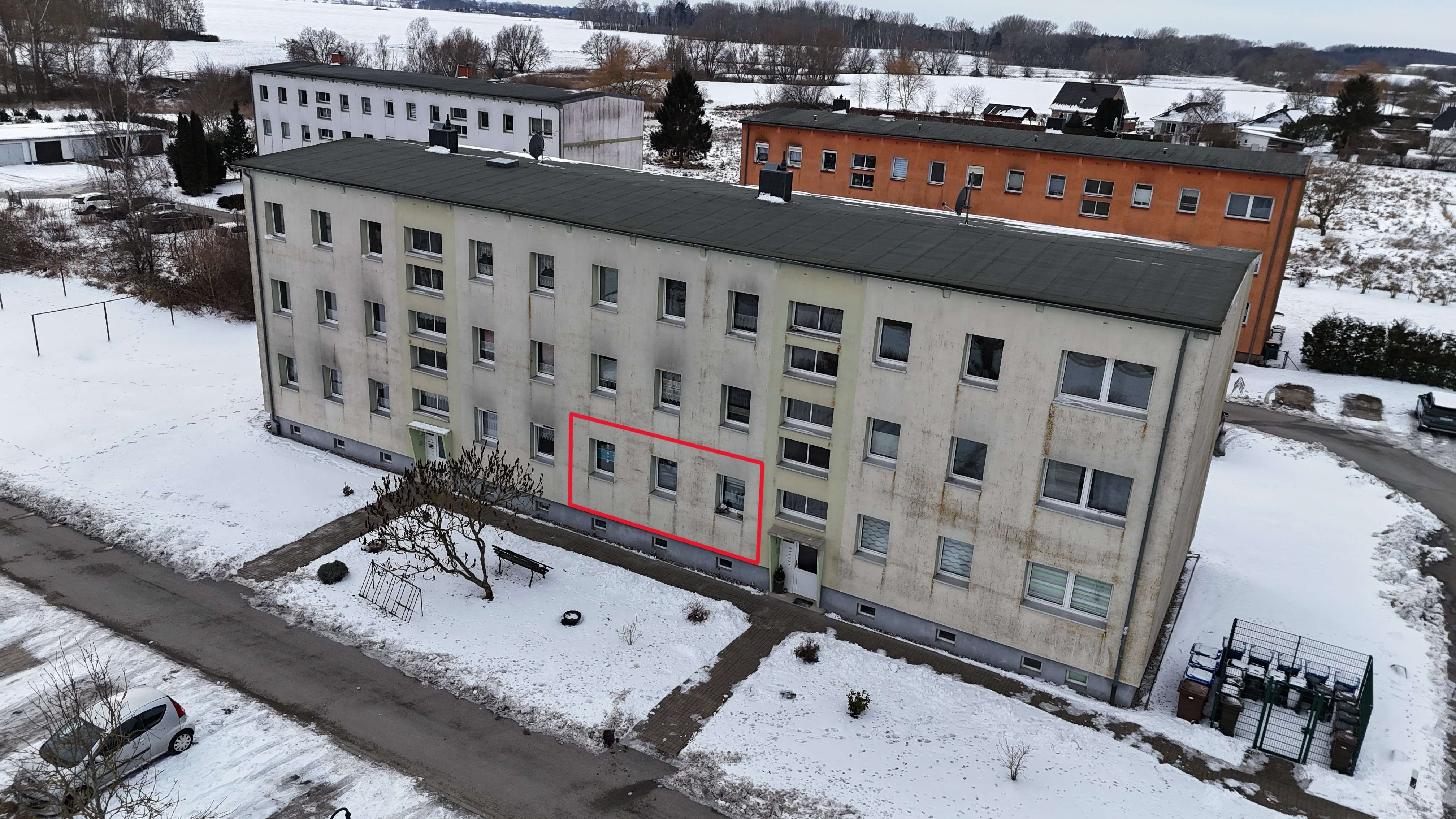 Eigentumswohnung Nr. 1 – Eigentumswohnung mit Potenzial in ländlicher Lage, Vorpommern Rügen Kreis – Bild 1