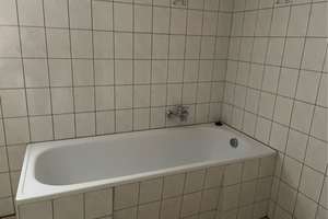 Großes Wohnhaus mit Nebengelaß in Bertsdorf – Die vollständige Adresse der Immobilie erhältst du vom Anbieter., 2763 Zittau – Vorschaubild 2