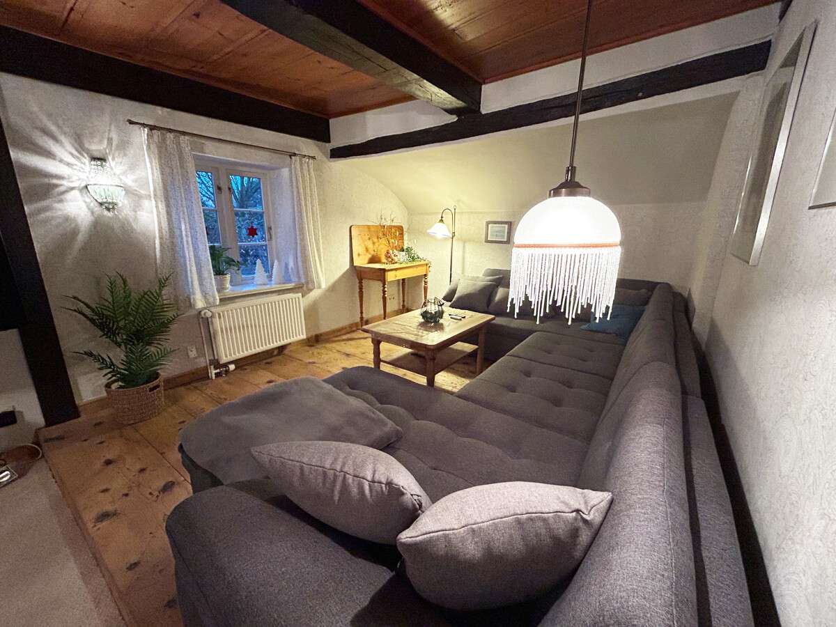 Immobilie in Risum-Lindholm - Reetdachkate mit historischem Flair & Gartenidylle vereint - Bild 14