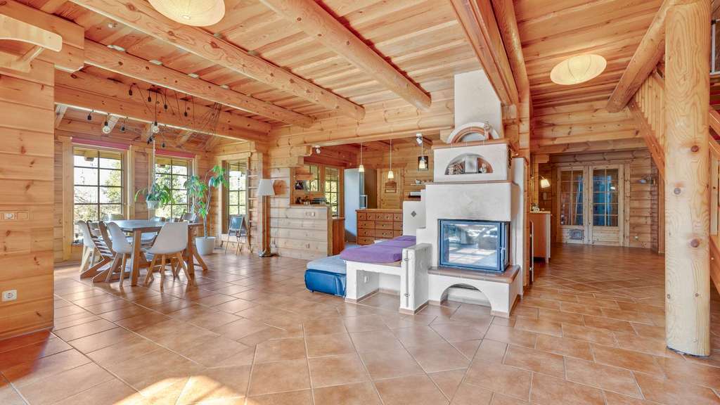 Immobilie in Schnabelwaid - Einzigartiges Grundstück! Großzügiges Einfamilienhaus mit ELW in Blockbohlenbauweise - Bild 4