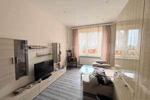 Mehrfamilienhaus mit viel Potenzial unweit von der Schwentine !
- freie Wohnungen ab 01/2026 - – Die vollständige Adresse der Immobilie erhältst du vom Anbieter., 24148 Wellingdorf, Kiel – Vorschaubild 7