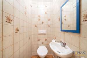 Mediterranes Wohnambiente trifft Architektur – Familienhaus mit exklusiver Pool-Lounge im Würmtal – Die vollständige Adresse der Immobilie erhältst du vom Anbieter., 82166 Gräfelfing – Vorschaubild 30