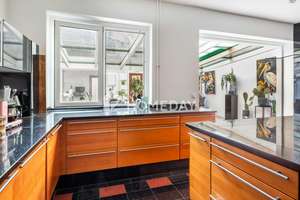 Individuelles Einfamilienhaus mit Wintergarten, Dachstudio und außergewöhnlichem Außenbereich – Die vollständige Adresse der Immobilie erhältst du vom Anbieter., 22041 Wandsbek (Ortsteil), Hamburg – Vorschaubild 6