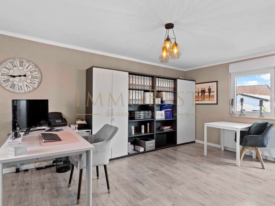Büro Nebenhaus