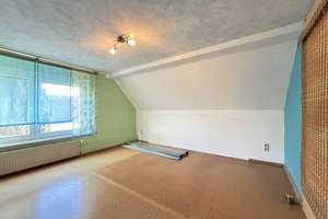 Familienidyll in ruhiger 
Top-Lage von Friedersdorf 
6 Zimmer und 2 Bäder 
auf ca. 131 m² Wohnflä – Sandbergweg 10, 6774 Friedersdorf – Vorschaubild 28