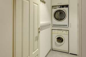 Möbliert: Wunderschöne 2-Zimmer Wohnung auf Zeit – Die vollständige Adresse der Immobilie erhältst du vom Anbieter., 80469 Glockenbach, München – Vorschaubild 11