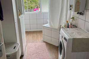 gut geschnittene 2 ZKB Wohnung mit  Balkon ab 15.06/01.07.26