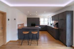 Neuwertiges A+ Effizienzhaus mit Einliegerwohnung, PV-Anlage und Smart Home in Nittenau (Stefling) – Die vollständige Adresse der Immobilie erhältst du vom Anbieter., 93149 Nittenau – Vorschaubild 8