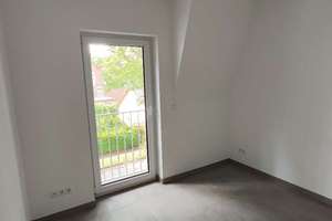 Hochwertige 5-Zi-Maisonette-Wohnung mit 2 Bädern, Gartenanteil u. S-Bahnanschluss – Hoppegartener Straße 26, 15366 Neuenhagen bei Berlin – Vorschaubild 10