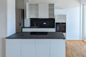 HOMESK - Direkt an der Havel: 4-Zimmer-EG-Wohnung mit Garten, Terrasse und Wasserblick – Parkstraße 11, 13585 Hakenfelde, Berlin – Vorschaubild 20