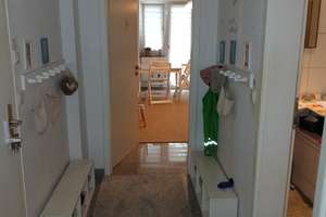 Zwei Zimmer, KDB, Balkon, 1.OG, 56qm, Parkettboden,EBK möglich, in gesichter Lage – Fürstenwall 157, 40215 Friedrichstadt, Düsseldorf – Vorschaubild 2