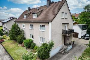 Zwei Wohneinheiten, eine Oase – Ihr neues Zuhause in entspannter Lage – Die vollständige Adresse der Immobilie erhältst du vom Anbieter., 58710 Menden (Sauerland) – Vorschaubild 1