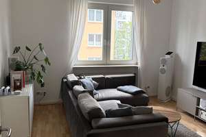 Nachmieter für Helle 2-Zimmer-Wohnung im 2. OG in Düsseldorf Unterbilk
