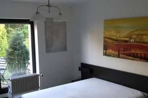 Schicke, sehr helle teilmöblierte Wohnung mit Blick ins Grüne - Essen-Bredeney – Meckenstocker Weg 2b, 45133 Bredeney, Essen – Vorschaubild 7