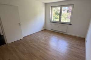 Attraktive 3-Zimmer-Wohnung mit Balkon in Barmen – Viktorstr. 35, 42275 Barmen, Wuppertal – Vorschaubild 8