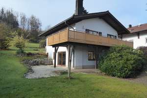 Hübsch und gepflegt: Haus in Lohberg! – Die vollständige Adresse der Immobilie erhältst du vom Anbieter., 93470 Lohberg – Vorschaubild 1
