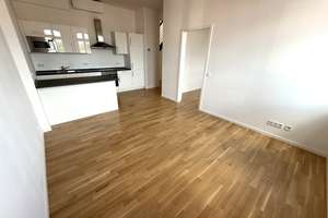 Hochwertige 2-Zimmer-Dachgeschosswohnung mit großzügiger Dachterrasse, Einbauküche und Spreeblick – Carl-Spindler-Straße 15, 12555 Köpenick, Berlin – Vorschaubild 5