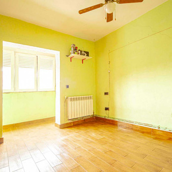 Helle Hochparterrewohnung, mit Aufzug